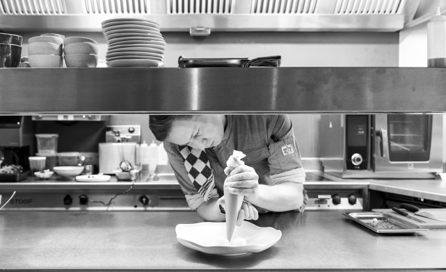 Dominique in de keuken